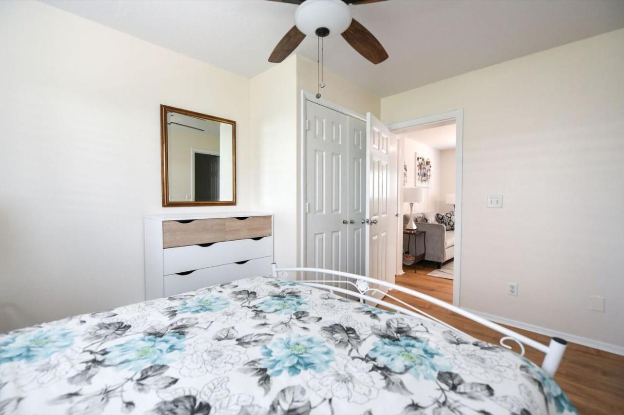 3 Waves From It All By Beachside Management Siesta Key Exterior photo